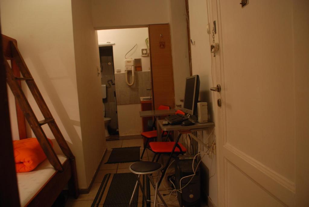 Tash Inn Hostel Βελιγράδι Δωμάτιο φωτογραφία